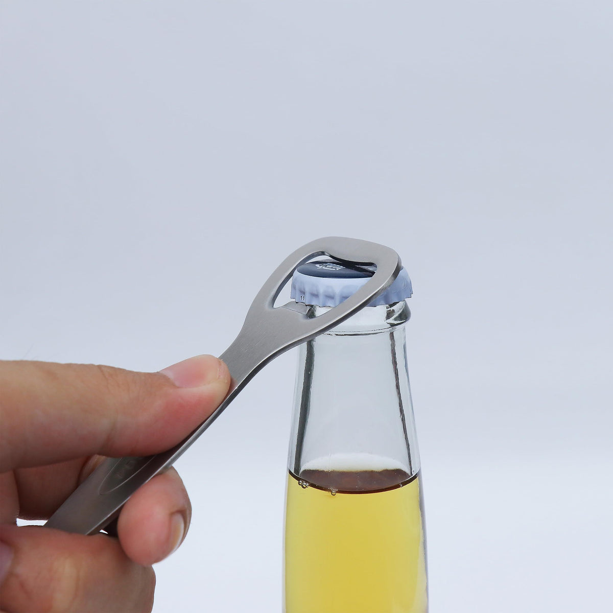2PCS Bottle Opener, Can Punch Opener, 304-Stainless Steel Beer Opener for Home and Bar Gift for Men Husband Father Boyfriend