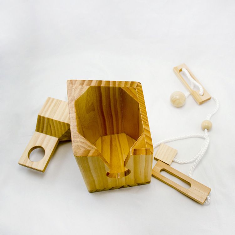 Fun Bottle Gift Lock Challenge Puzzle Game Wood Brain Teaser for Adults Party and Gathering（Excluding wine bottles）