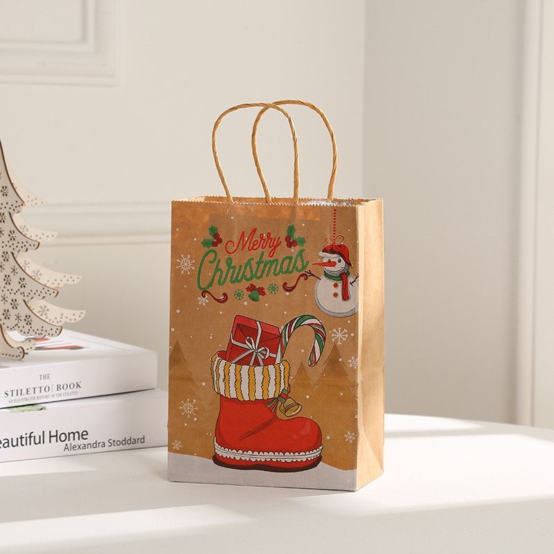 Christmas Gift Bags 30-Piece Set Festive Designs Holiday Gifting Christmas - Red - Size 15-8-21