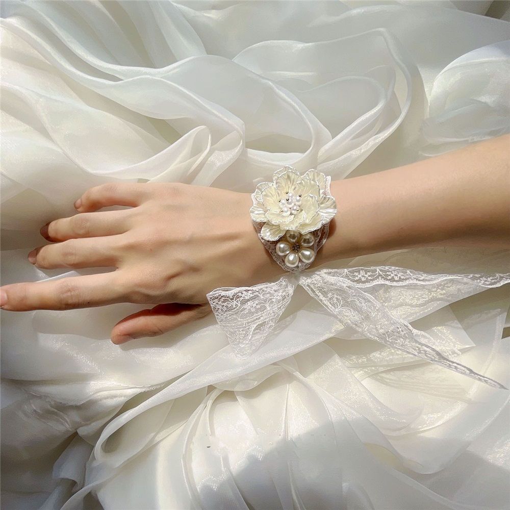 2 Pcs Wrist Flower,Wedding Bridesmaid Bride Wrist Decoration Hand Flower,for Wedding, Bridesmaid Bride Wrist Flower Prom Party Decoration Hand Flower