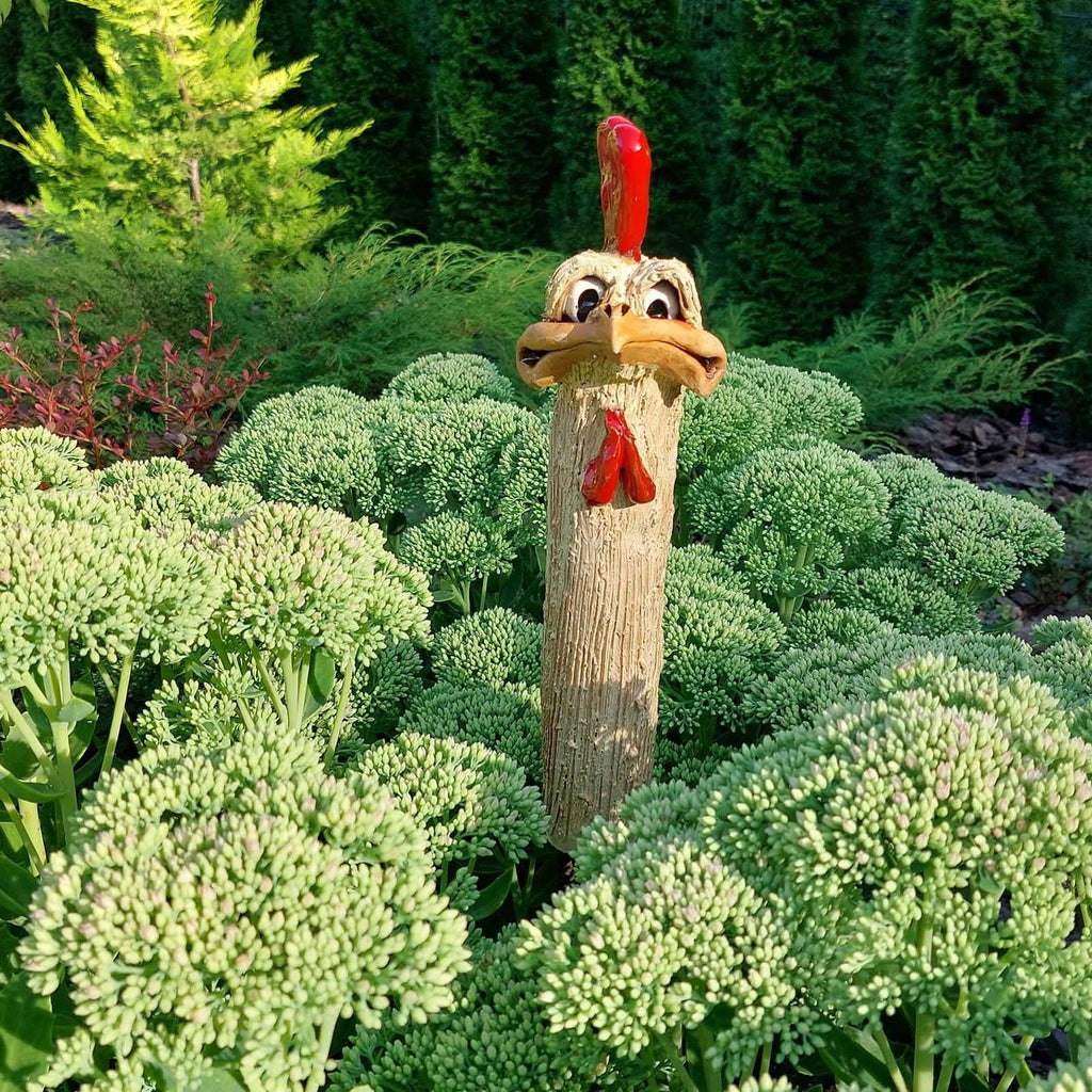 Chicken Statue Decor, Funny Resin Chicken Ostrich Garden Sculpture for Courtyard Outdoor Garden Silly Yard Art Housewarming Gift